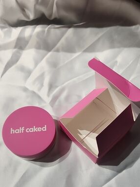 Half Caked Pink aettong powder
